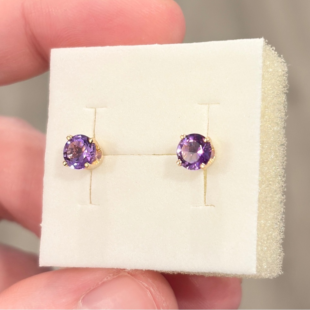 14K Amethyst Stud Earrings, Dainty Round Solitaire, Light Purple, Yellow Gold - Picture 12 of 13